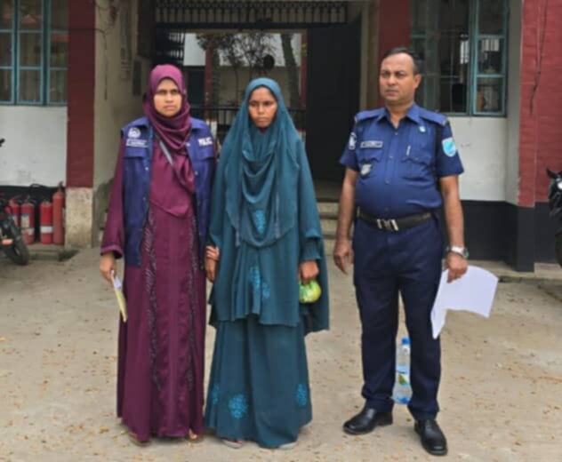 জমি লিখে না দেয়ায় শিবালয়ে কন্যার হাতে পিতা খুন!