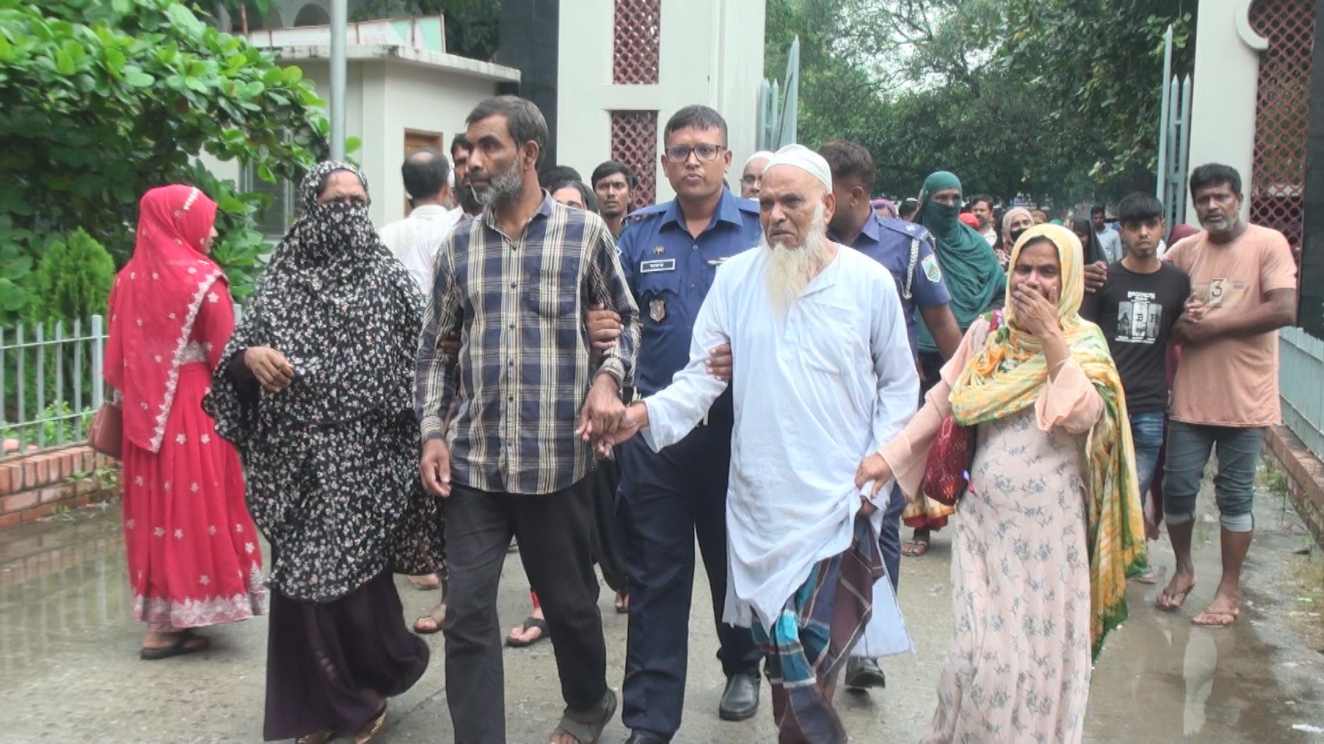 সিরাজগঞ্জে হত্যা মামলায় চারজনেরযাবজ্জীবন